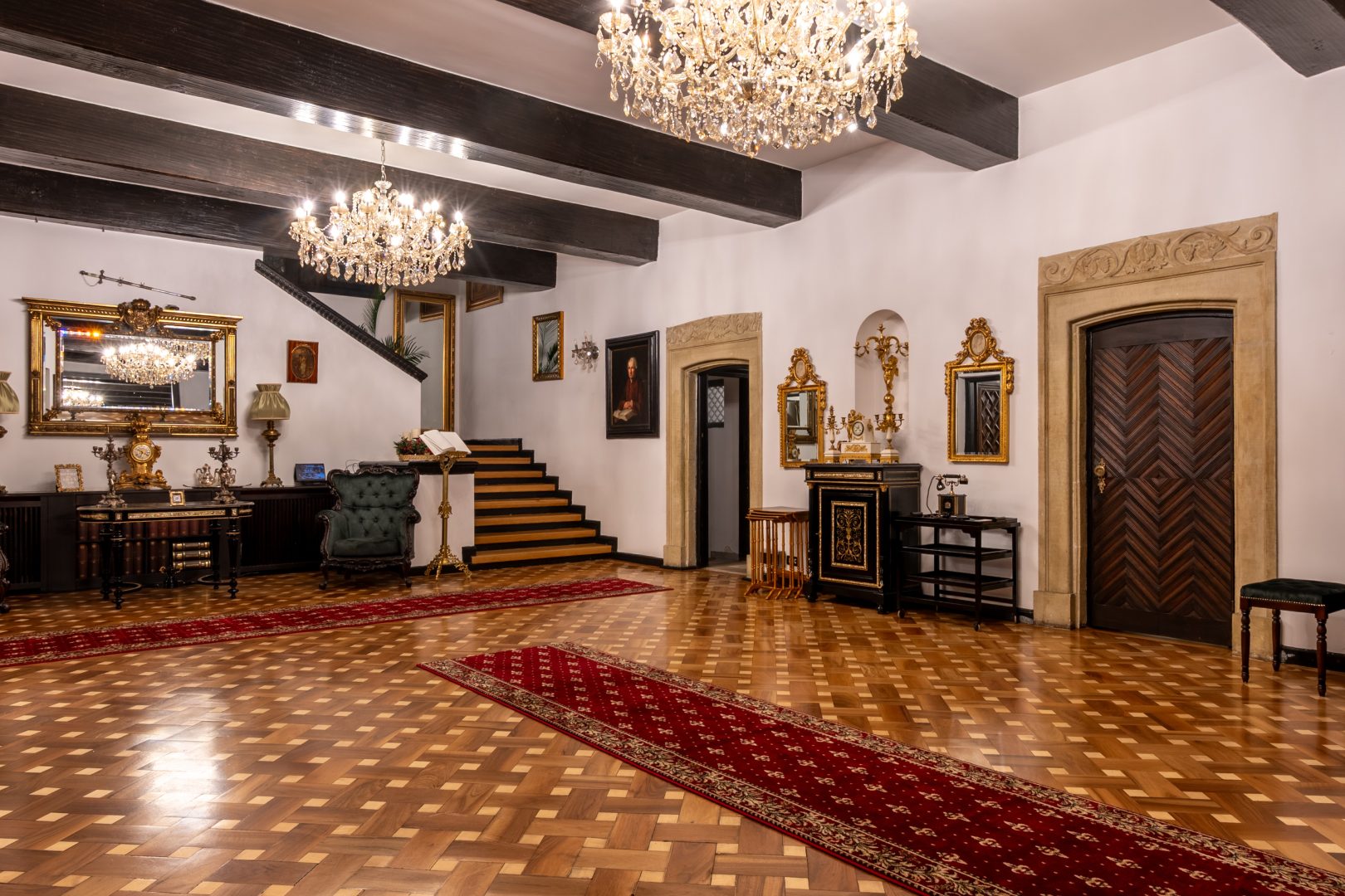 Casa Gheorghe Tătărescu din București: un deceniu interbelic transpus în arhitectură și memorie, între trecut și EkoGroup Vila